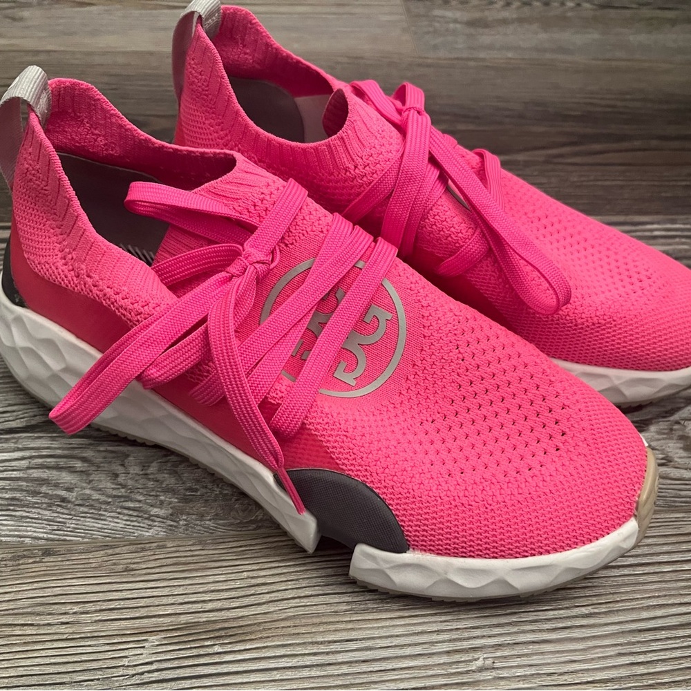 G/FORE Pink and Gray Sneakers/Golf Shoes - Picture 8 of 15